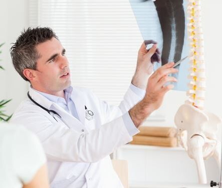 Na temelju rendgenskog pregleda liječnik će moći dijagnosticirati osteohondrozu.